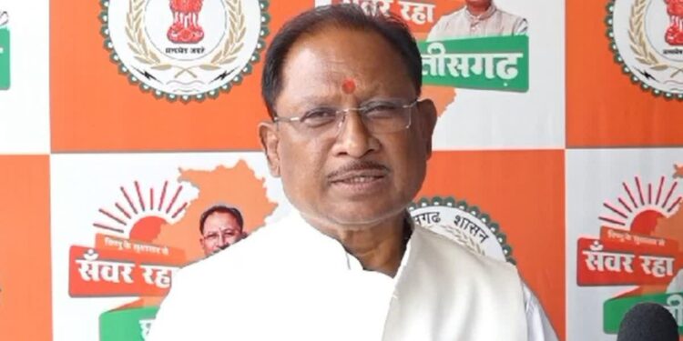 छग सरकार ने 52 लाख में खरीदे 160 स्टील जग