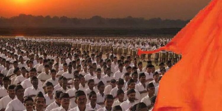 यदि संघ में आने से हीजड़े बनते हैं तो हमें हीजड़ा होना स्‍वीकार्य, नहीं बनना कांग्रेसी मर्द 