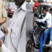 वाहन में बच्चे हैं और नियम तोड़ा तो दो गुना लगेगा जुर्माना