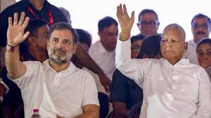 वोट अधिकार यात्रा में राहुल गांधी ने कहा- यह संविधान बचाने की लड़ाई