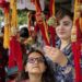 बाजार में 5 से 500 रुपए तक की राखियां उपलब्ध