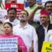 बिहार में एसआईआर …विरोध में संसद के बाहर विपक्ष का मेगा मार्च