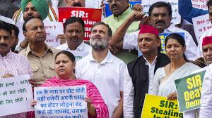 बिहार में एसआईआर …विरोध में संसद के बाहर विपक्ष का मेगा मार्च