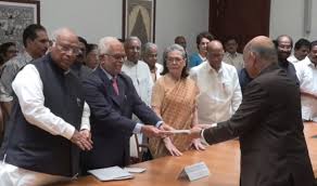 उपराष्ट्रपति चुनाव…विपक्ष के उम्मीदवार सुदर्शन रेड्डी ने नामांकन भरा