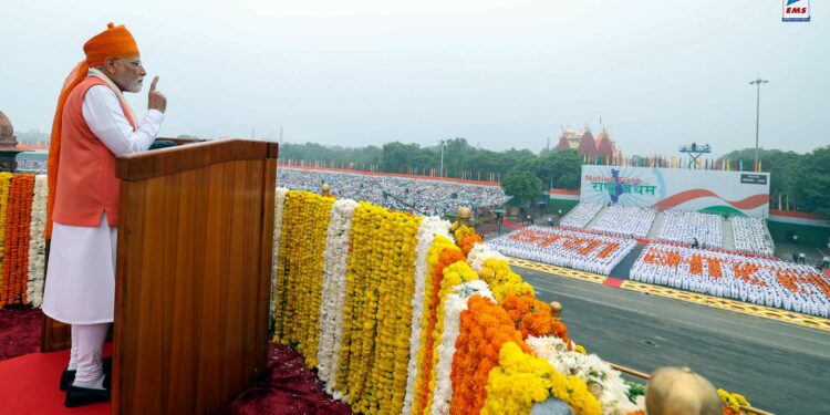 सेमी कंडक्टर से लेकर जेट इंजन तक…लाल किले से मोदी ने खींच दी सुरक्षा और आत्मनिर्भर भारत की लकीर