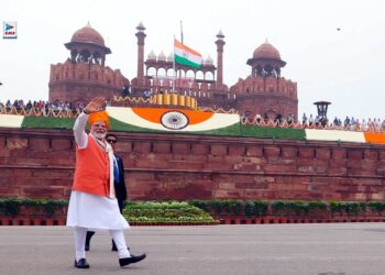 लाल किले की प्राचीर से 103 मिनट लंबा भाषण देकर अपने ही पुराने रिकॉर्ड को पीएम मोदी ने तोड़ा