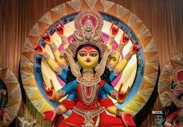 शारदीय नवरात्र शुरु, देवी मंदिरों में लगने लगी भीड़, खुले शक्तिपीठों के कपाट