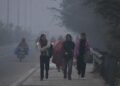 उत्तर भारत में कंपाने वाली ठंड और दक्षिण-पूर्वोत्तर में भारी बारिश का अलर्ट